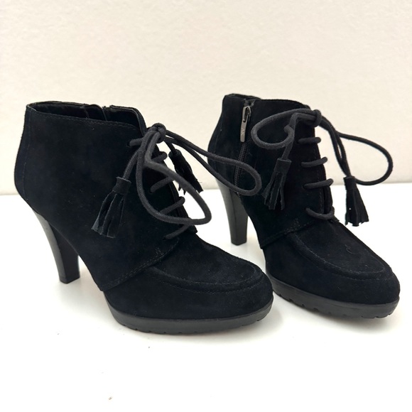 Anne Klein Tutorial Lace-up Suede Black Heeled Booties Lug-Sole Size 7 - Picture 11 of 13